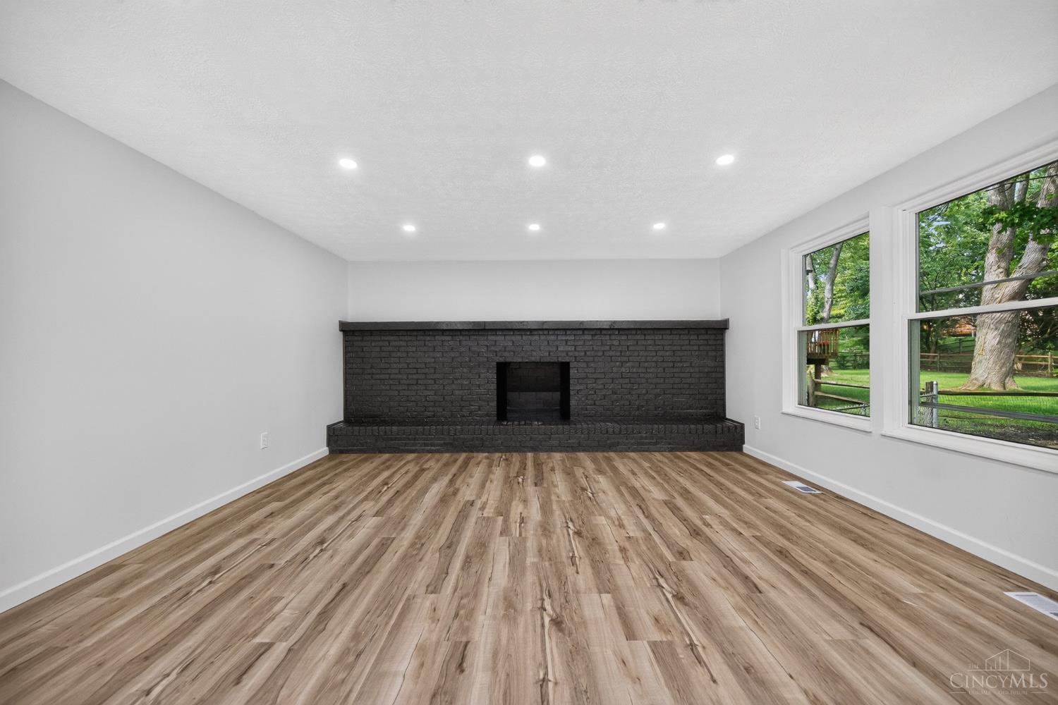 12022 Kenn Road Property Photo 17
