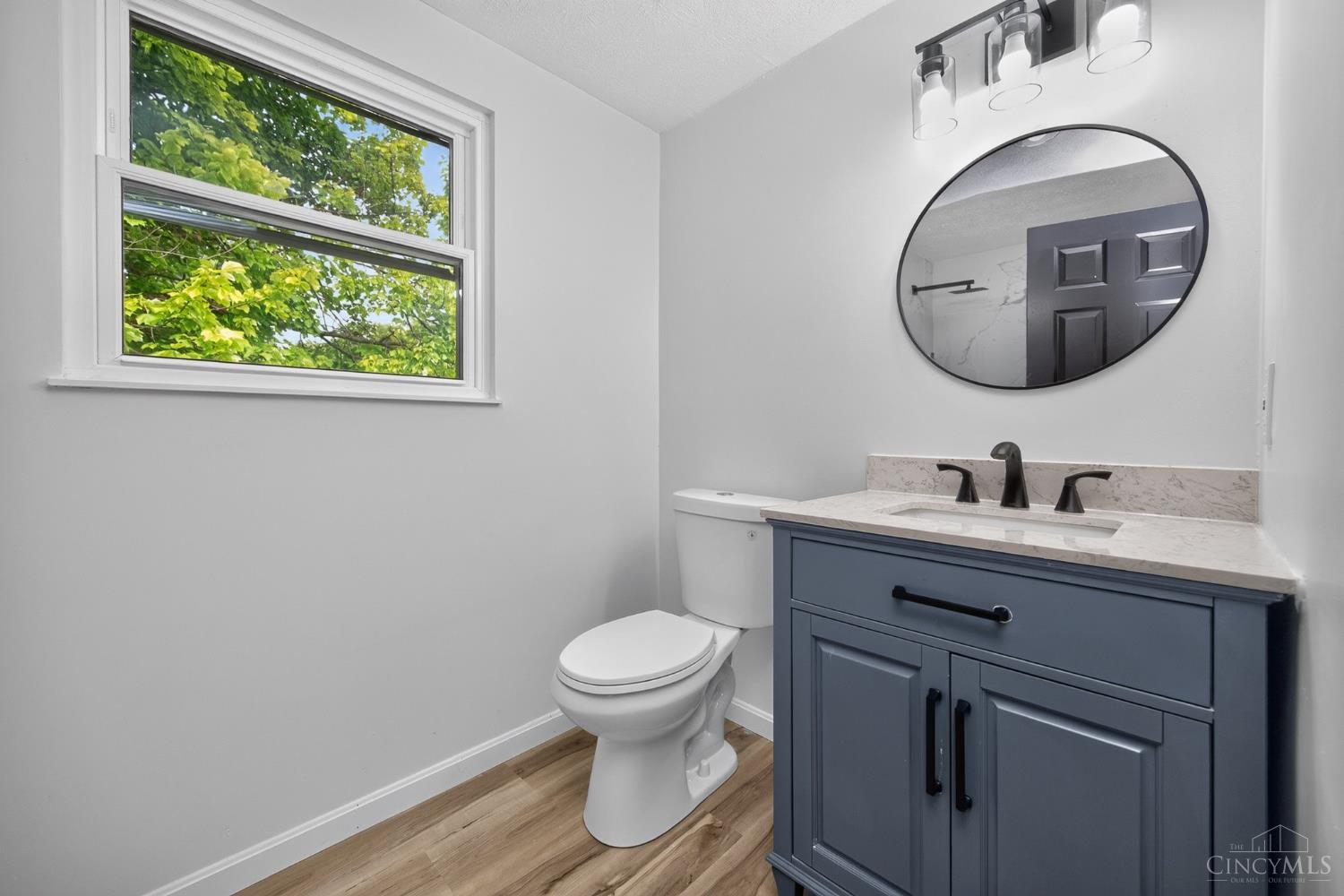12022 Kenn Road Property Photo 32