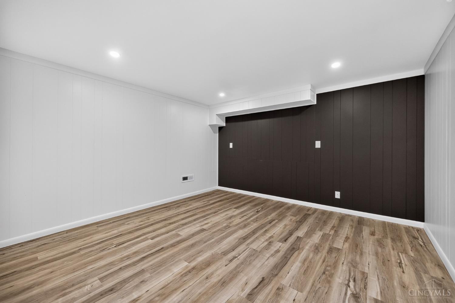 12022 Kenn Road Property Photo 51