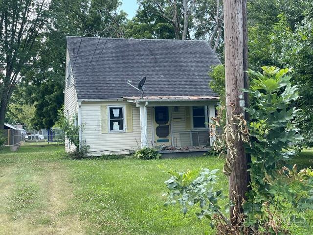 262 B Street Property Photo 1
