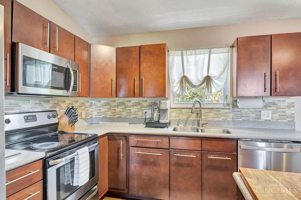 5601 Plowshare Way Property Photo 12