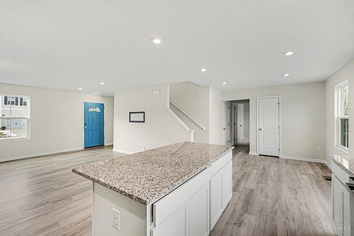 224 Roebling Street Property Photo 6