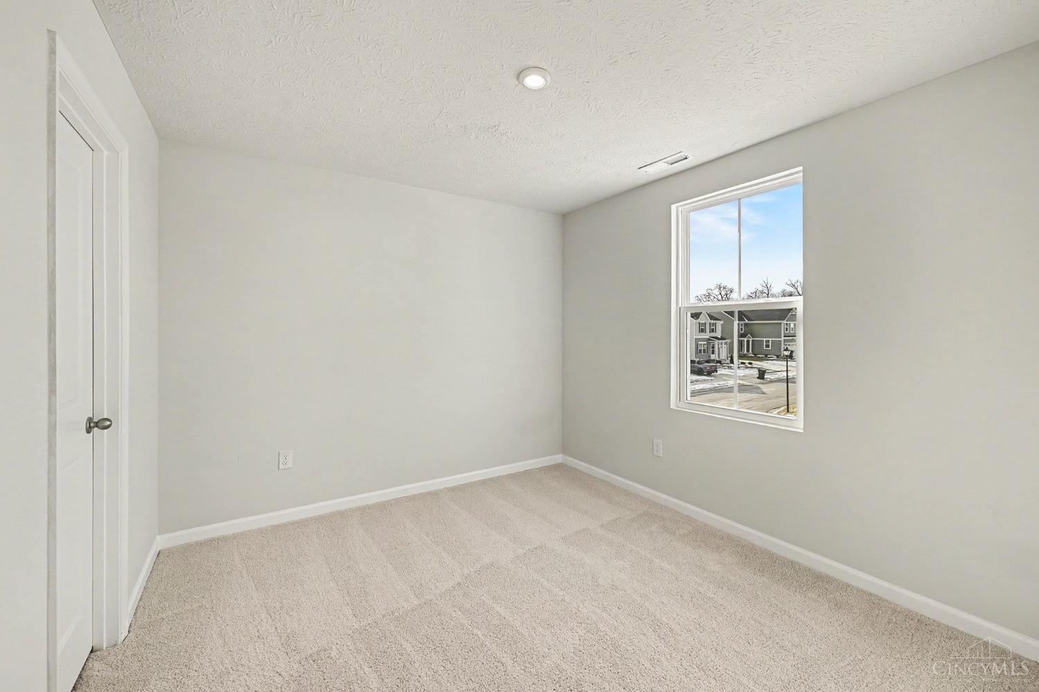 224 Roebling Street Property Photo 17