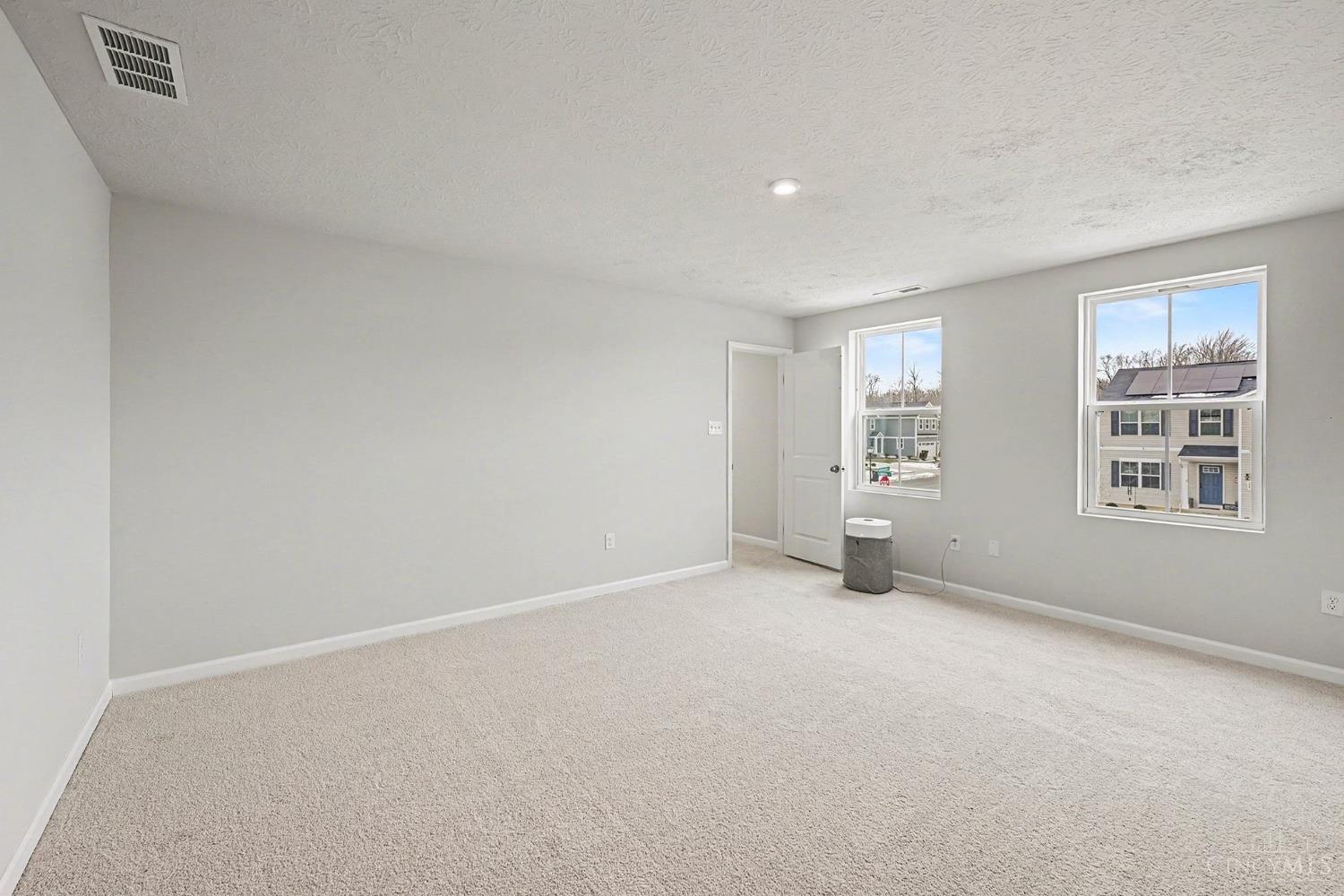 224 Roebling Street Property Photo 23