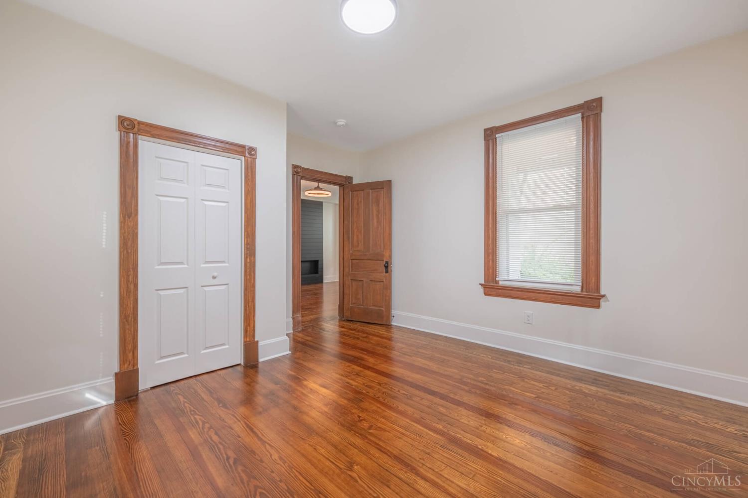 2728 Silverleaf Avenue Property Photo 11