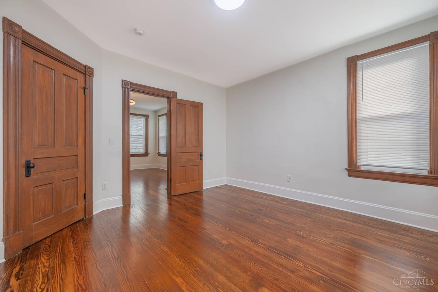 2728 Silverleaf Avenue Property Photo 17