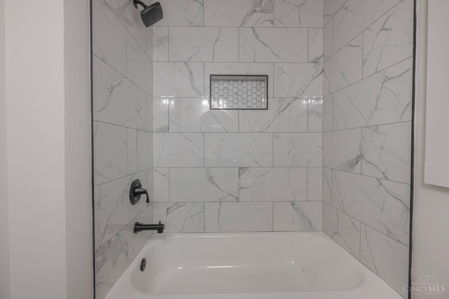 2728 Silverleaf Avenue Property Photo 19