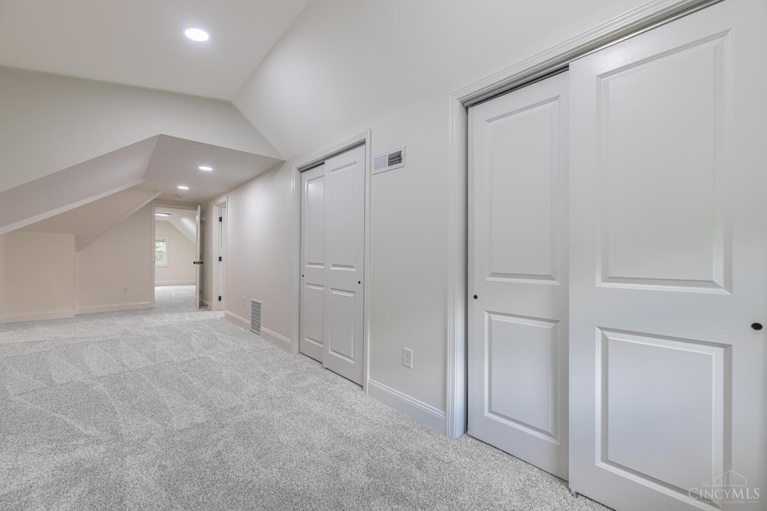 2728 Silverleaf Avenue Property Photo 21