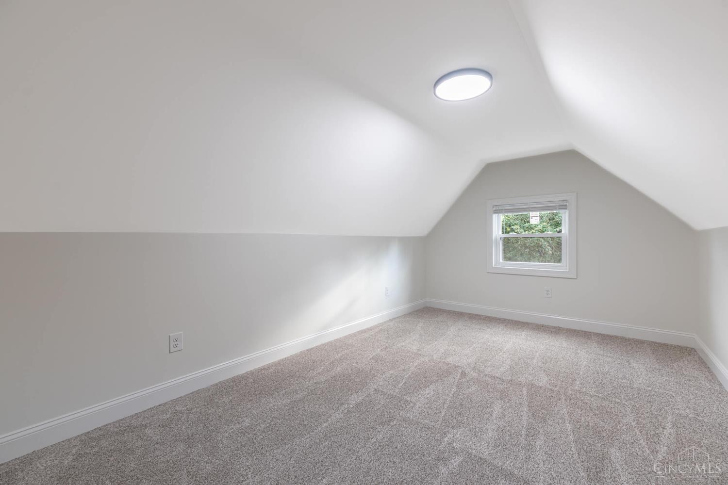 2728 Silverleaf Avenue Property Photo 26