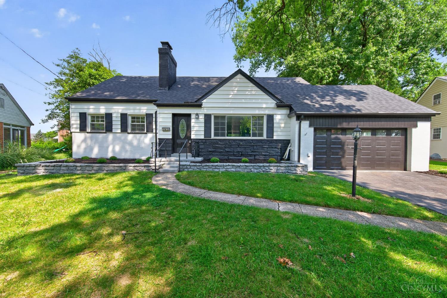 5974 Winnetka Drive Property Photo 1