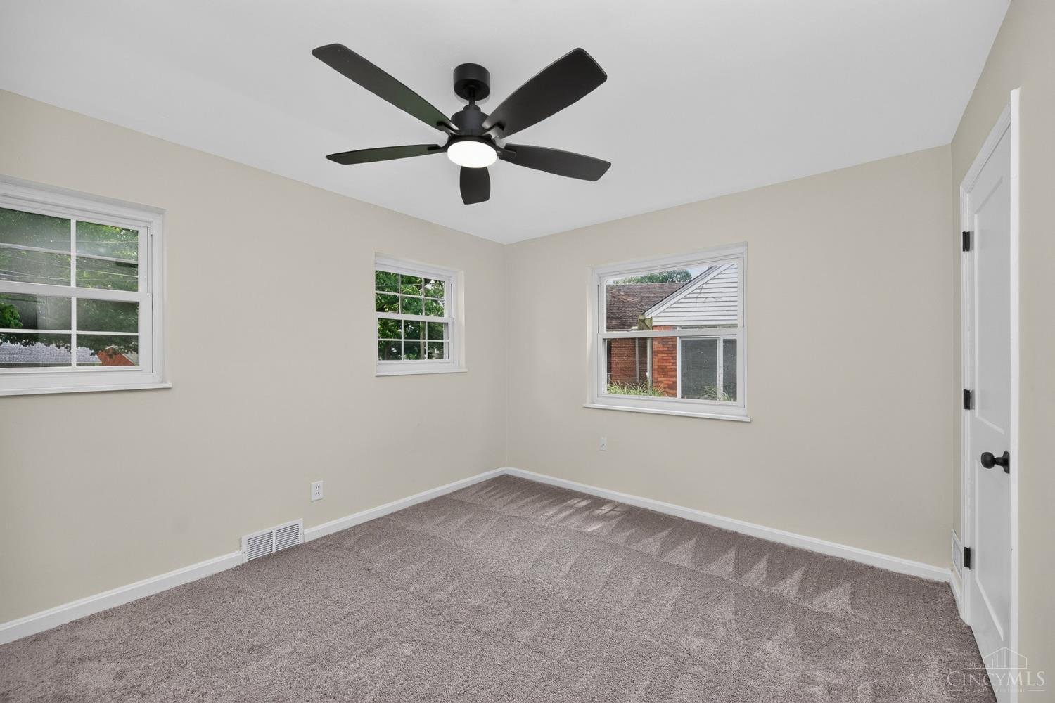 5974 Winnetka Drive Property Photo 20