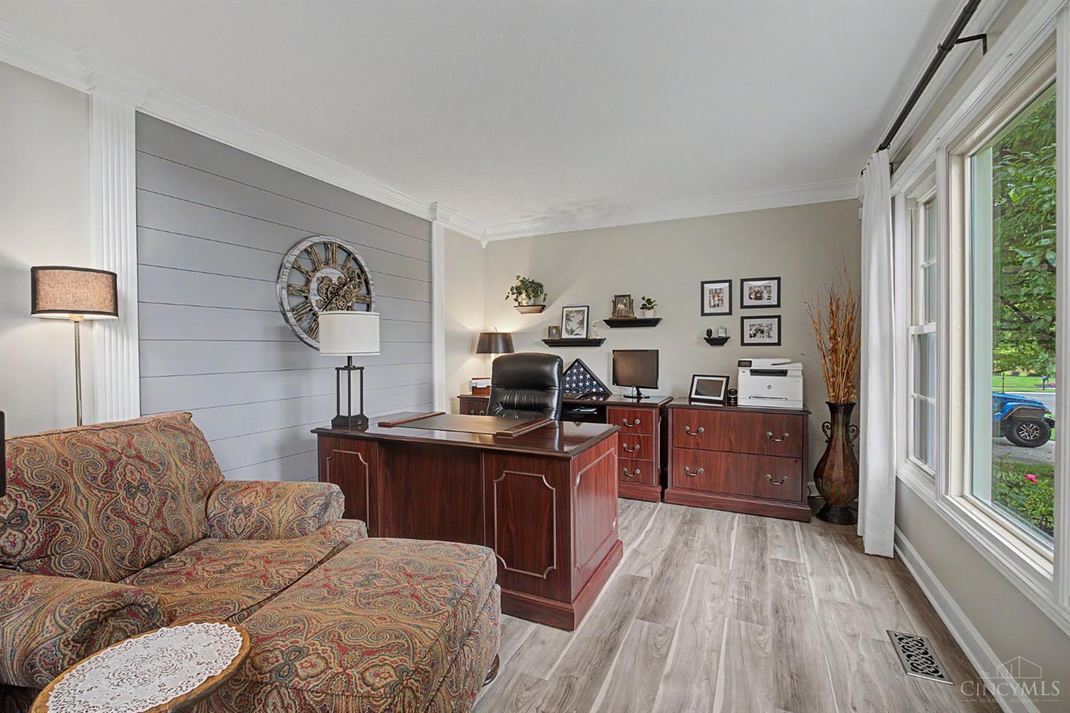 1890640 Property Photo 10