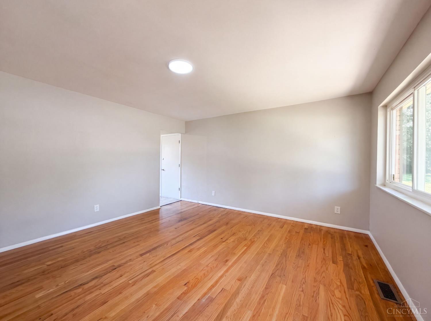 9707 Wescott Road Property Photo 3