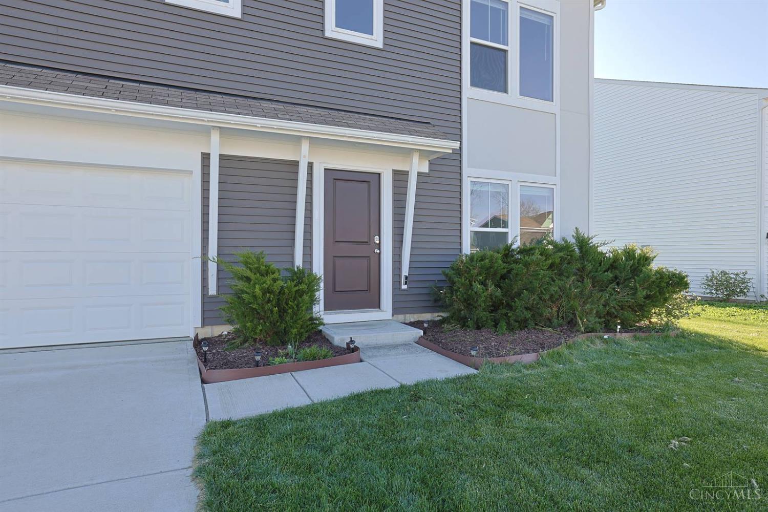 1265 Soaring Way Property Photo 3
