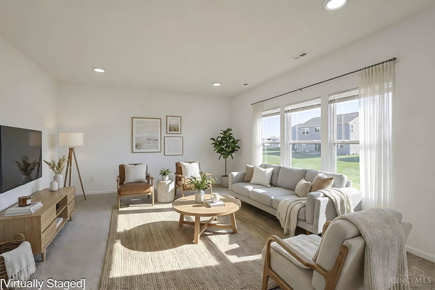 1265 Soaring Way Property Photo 11