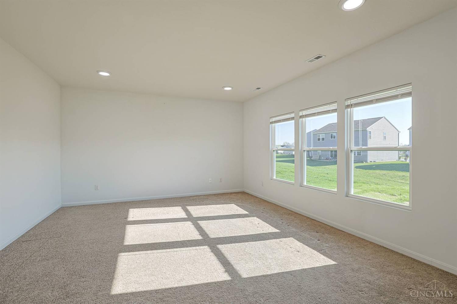 1265 Soaring Way Property Photo 12