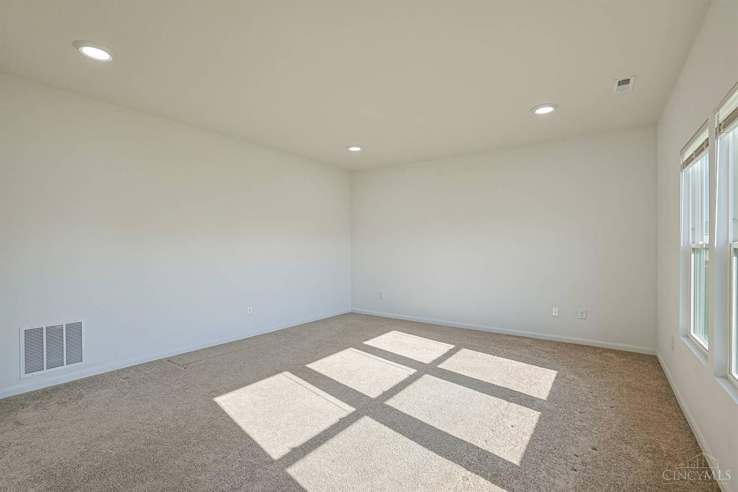1265 Soaring Way Property Photo 14