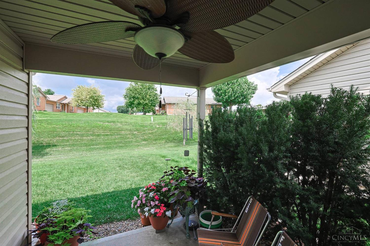727 Villa Court Property Photo 27