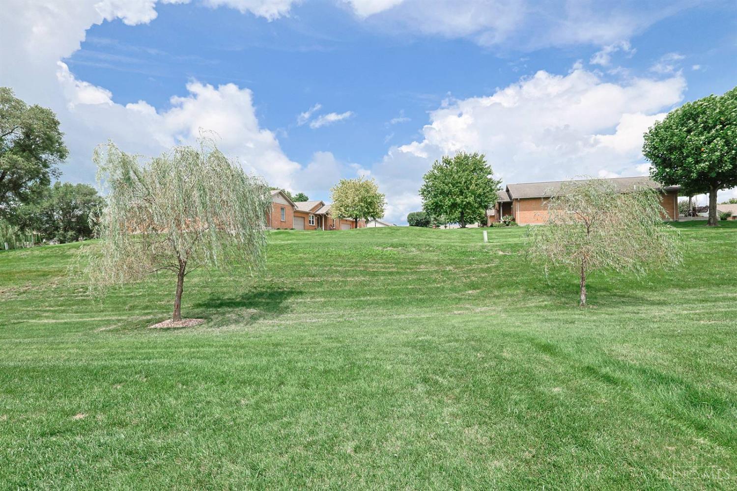 727 Villa Court Property Photo 32