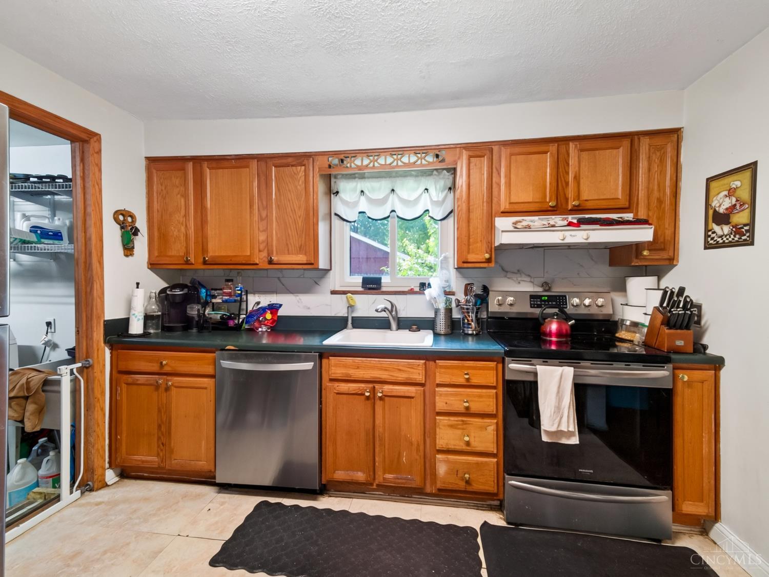 3715 Townsley Drive Property Photo 10