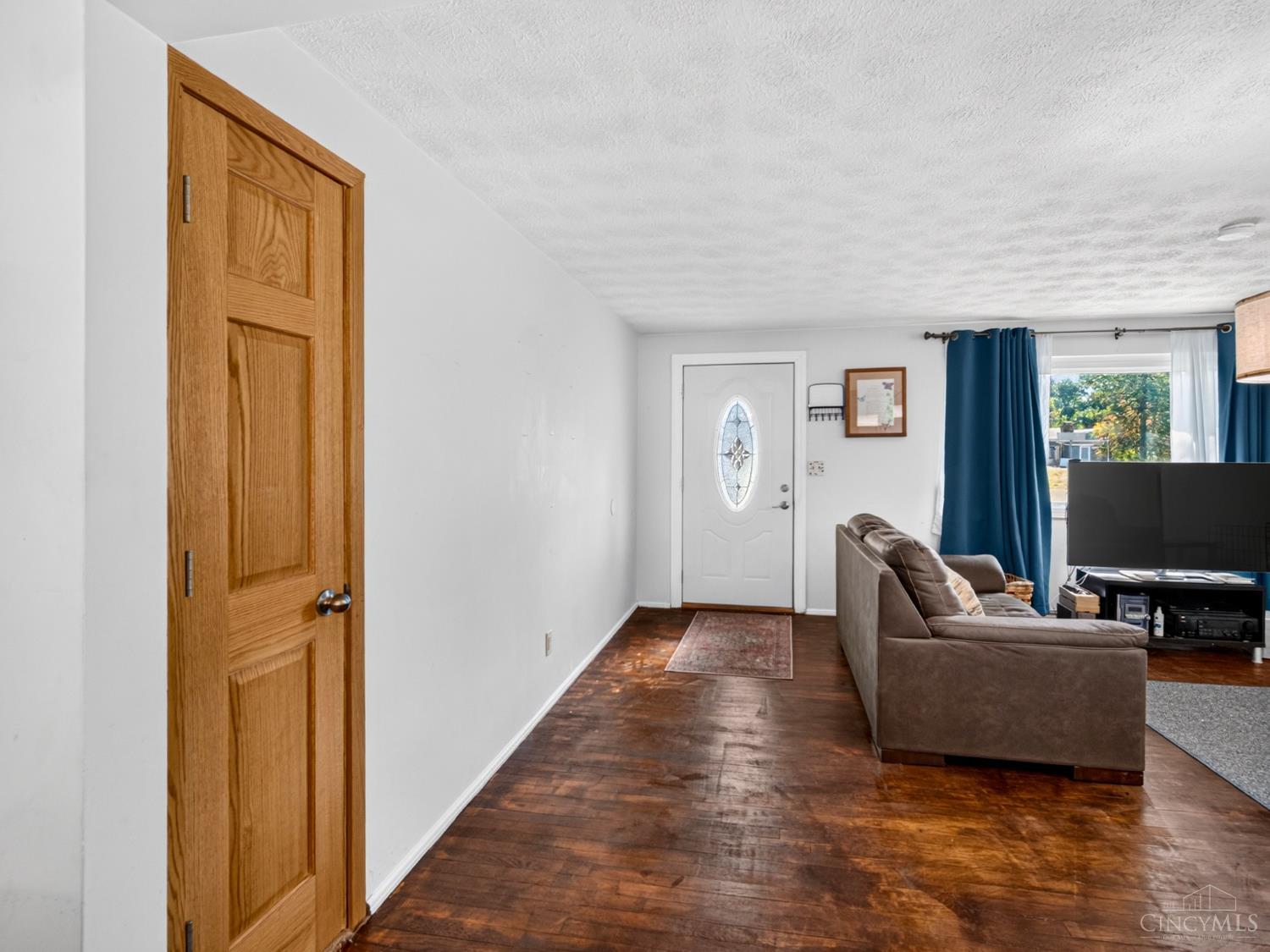 3715 Townsley Drive Property Photo 12
