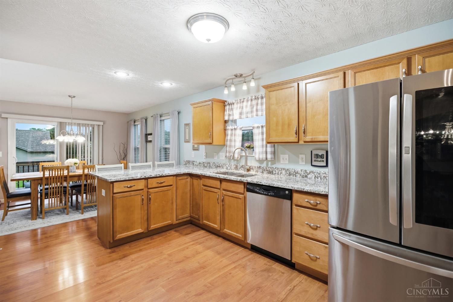 1790 Hanover Way Property Photo 4