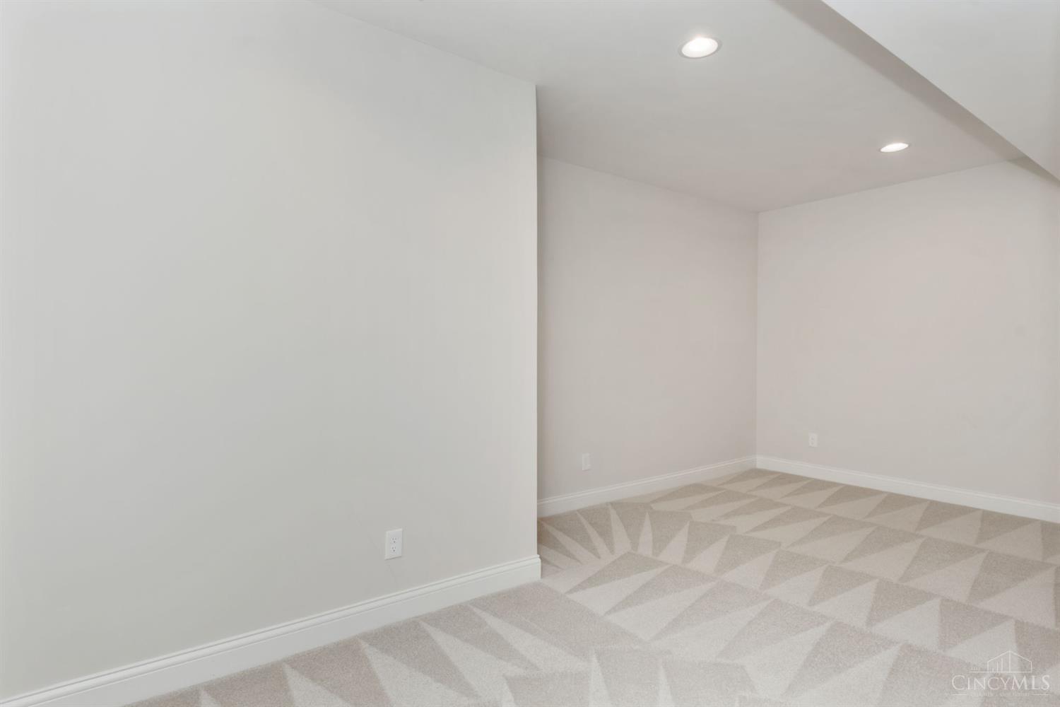 10503 Adirondack Way Property Photo 43
