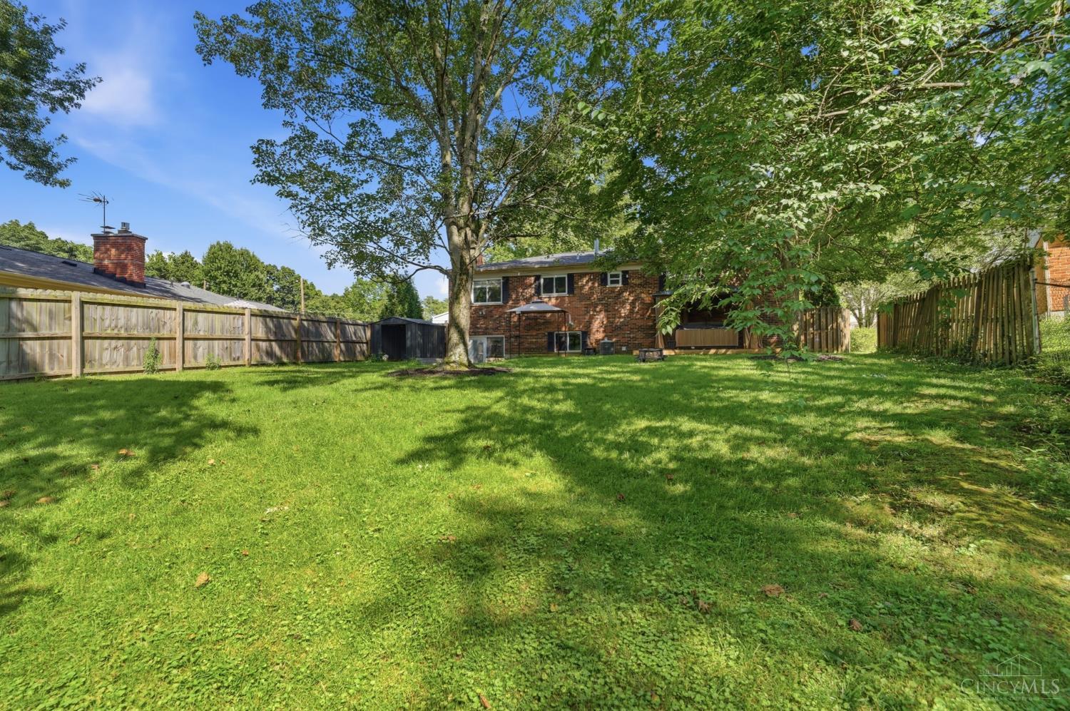 1987 Gainsborough Lane Property Photo 28