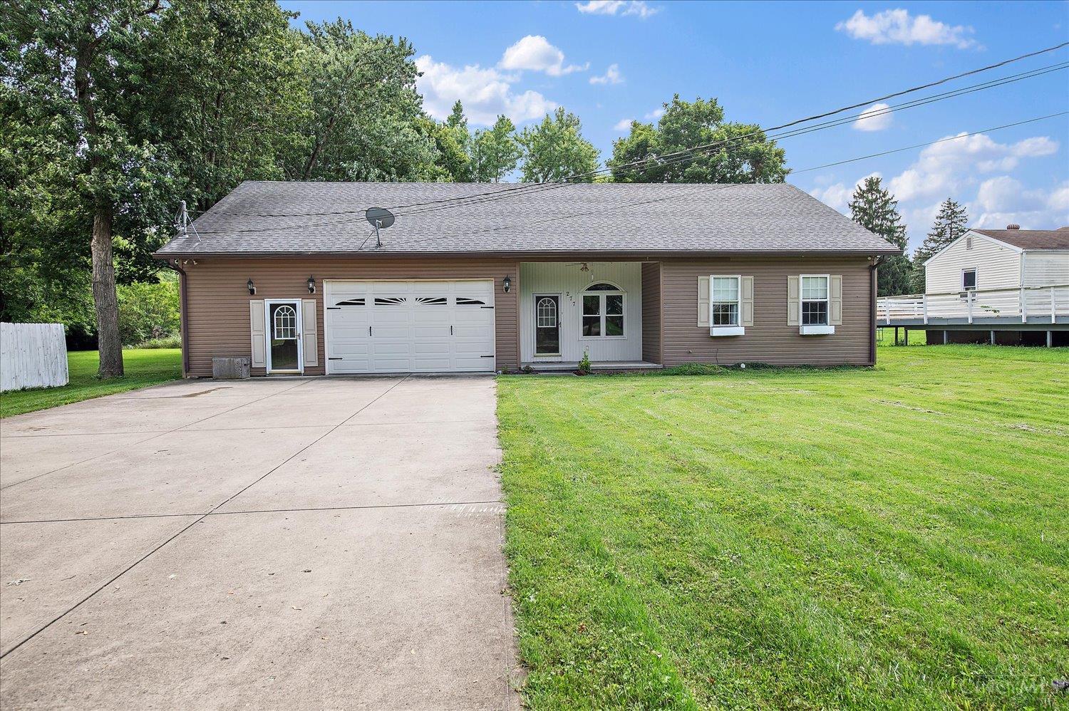 277 Symmes Road Property Photo 1