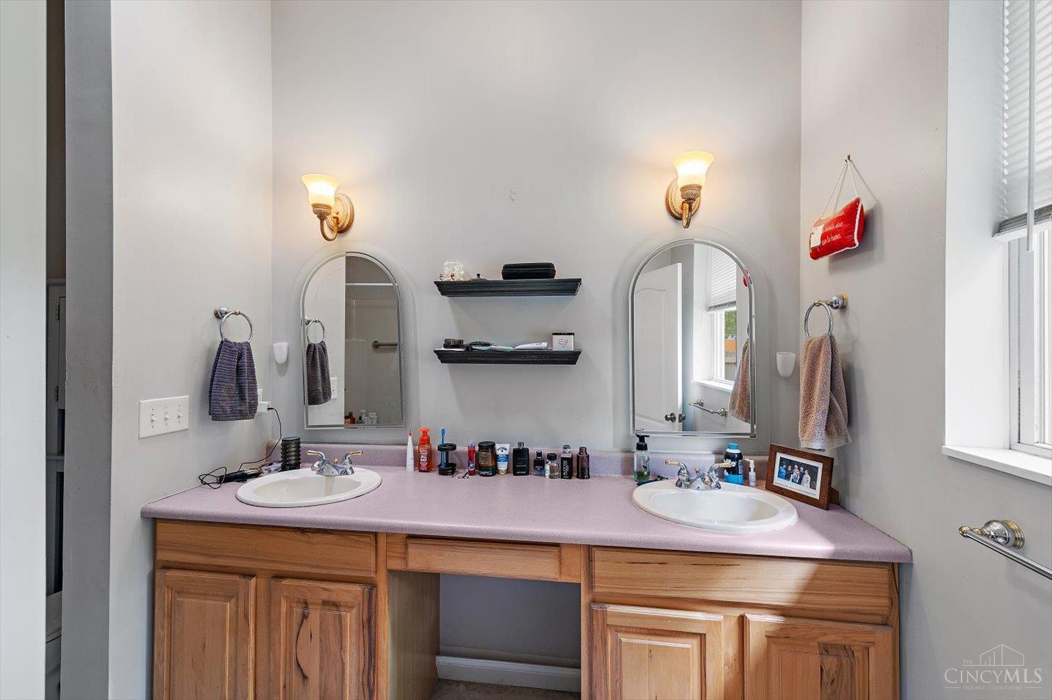 277 Symmes Road Property Photo 13