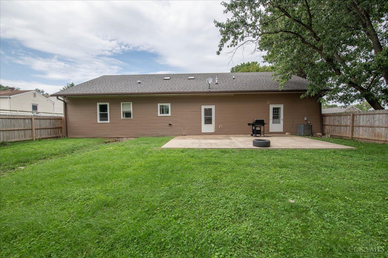 277 Symmes Road Property Photo 28