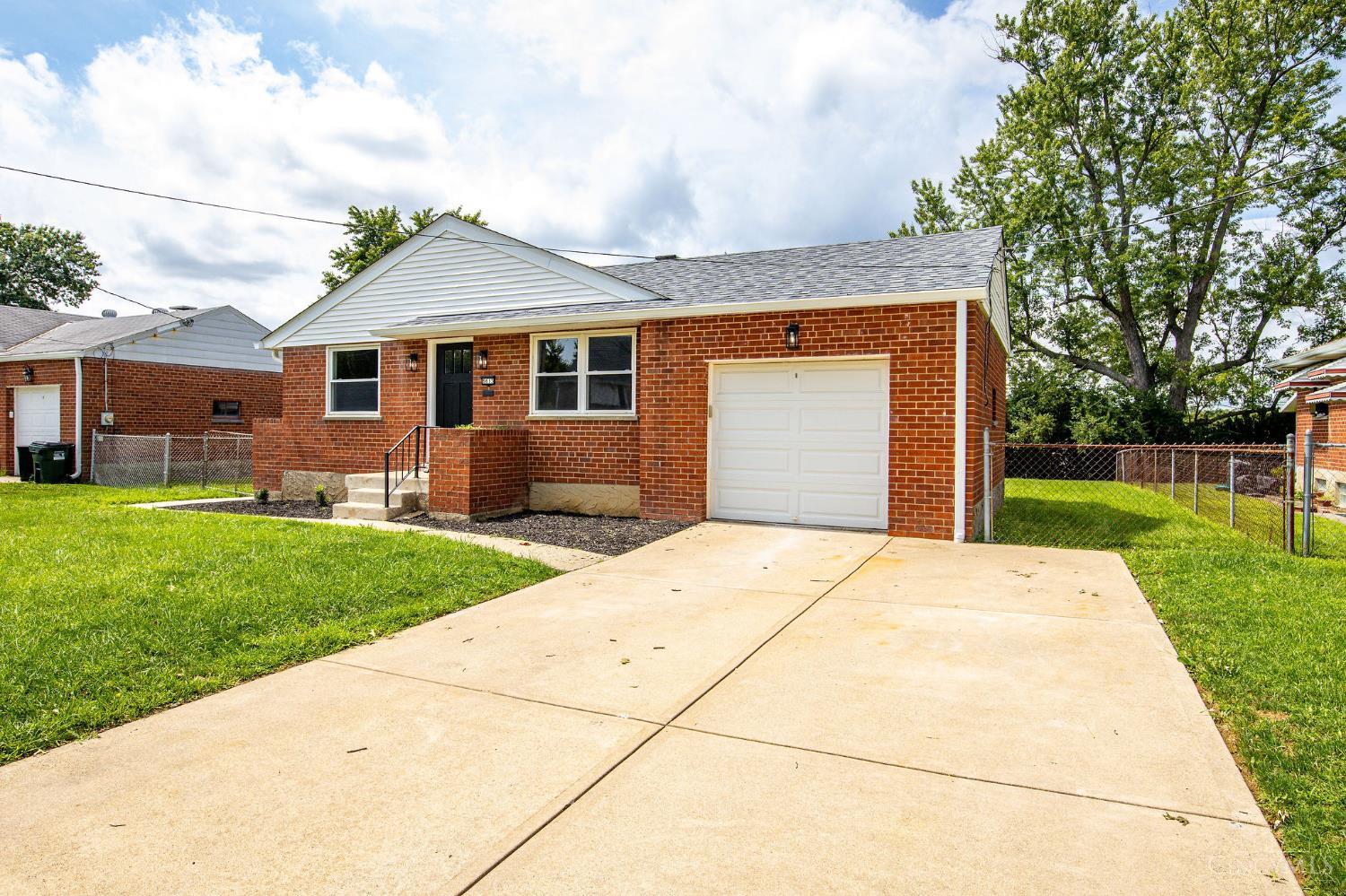 8613 Brent Drive Property Photo 2