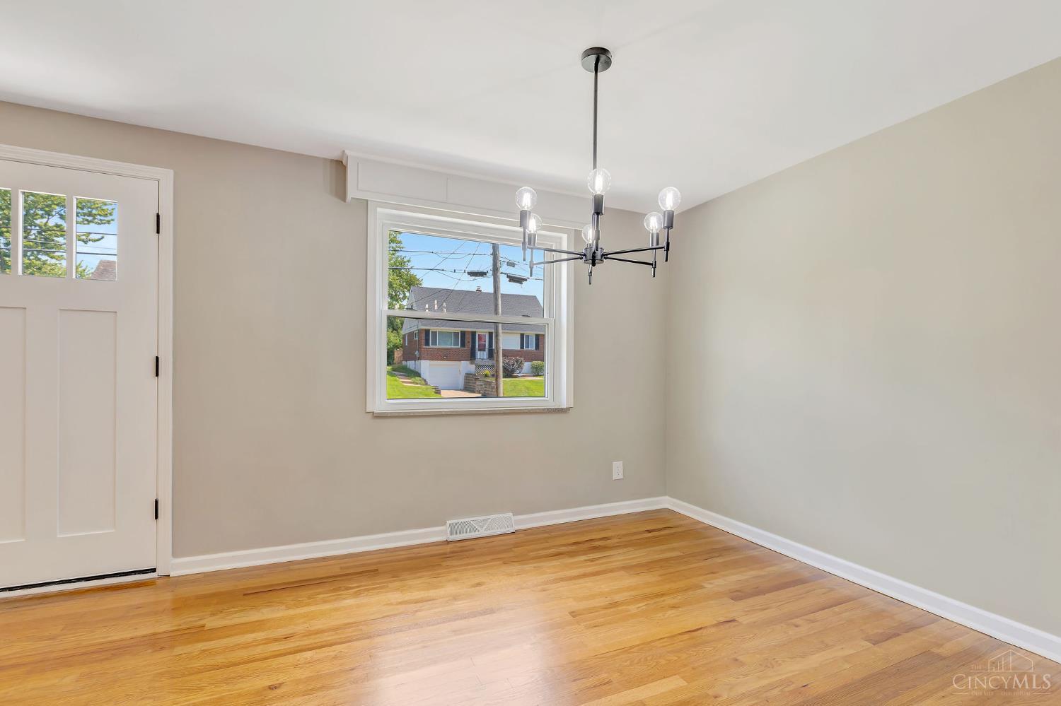 8613 Brent Drive Property Photo 11