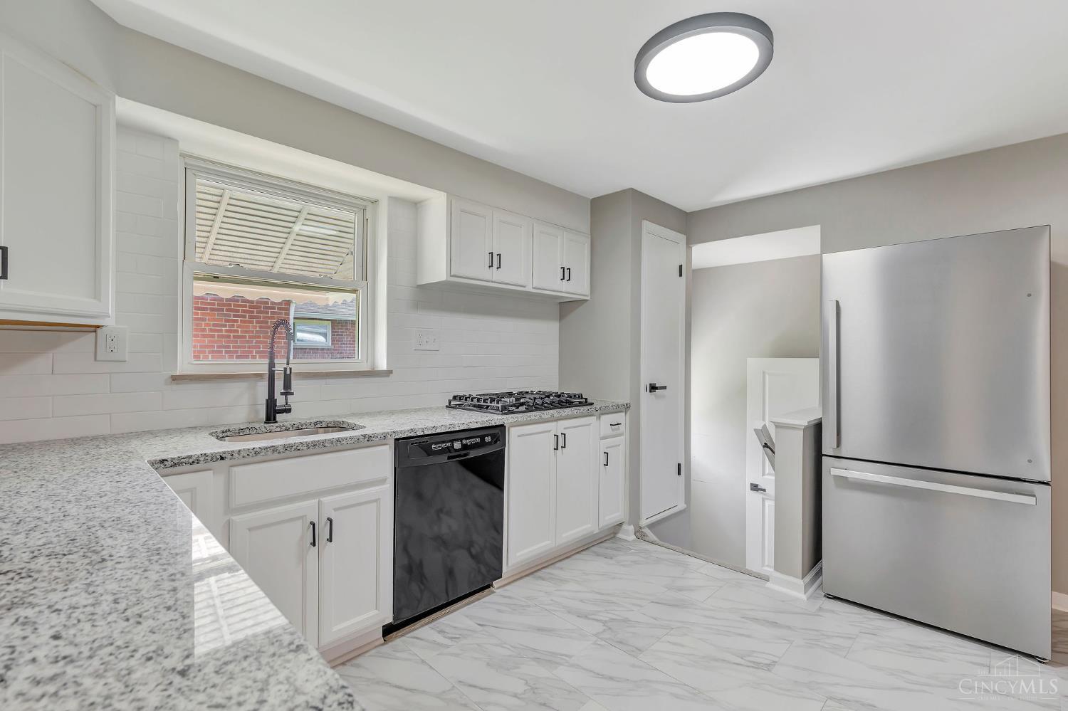8613 Brent Drive Property Photo 12