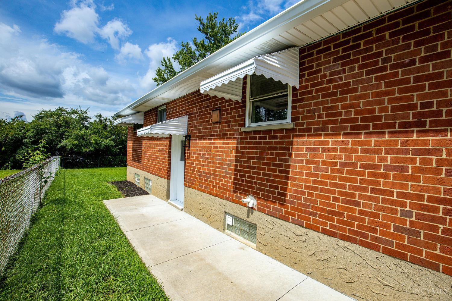 8613 Brent Drive Property Photo 29