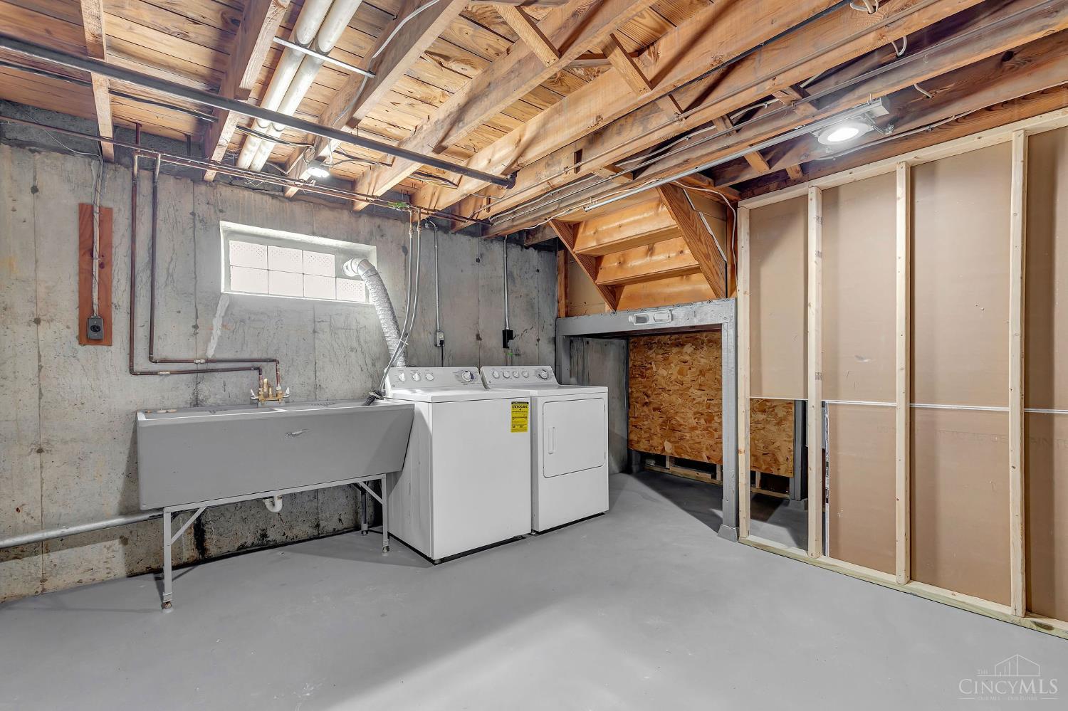 8613 Brent Drive Property Photo 33
