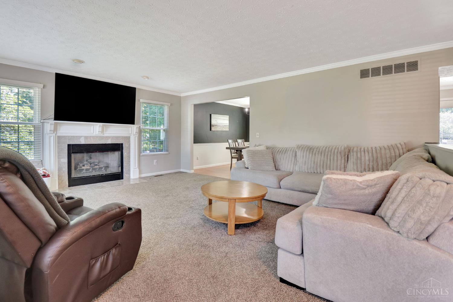 1243 Ben Avon Property Photo 5