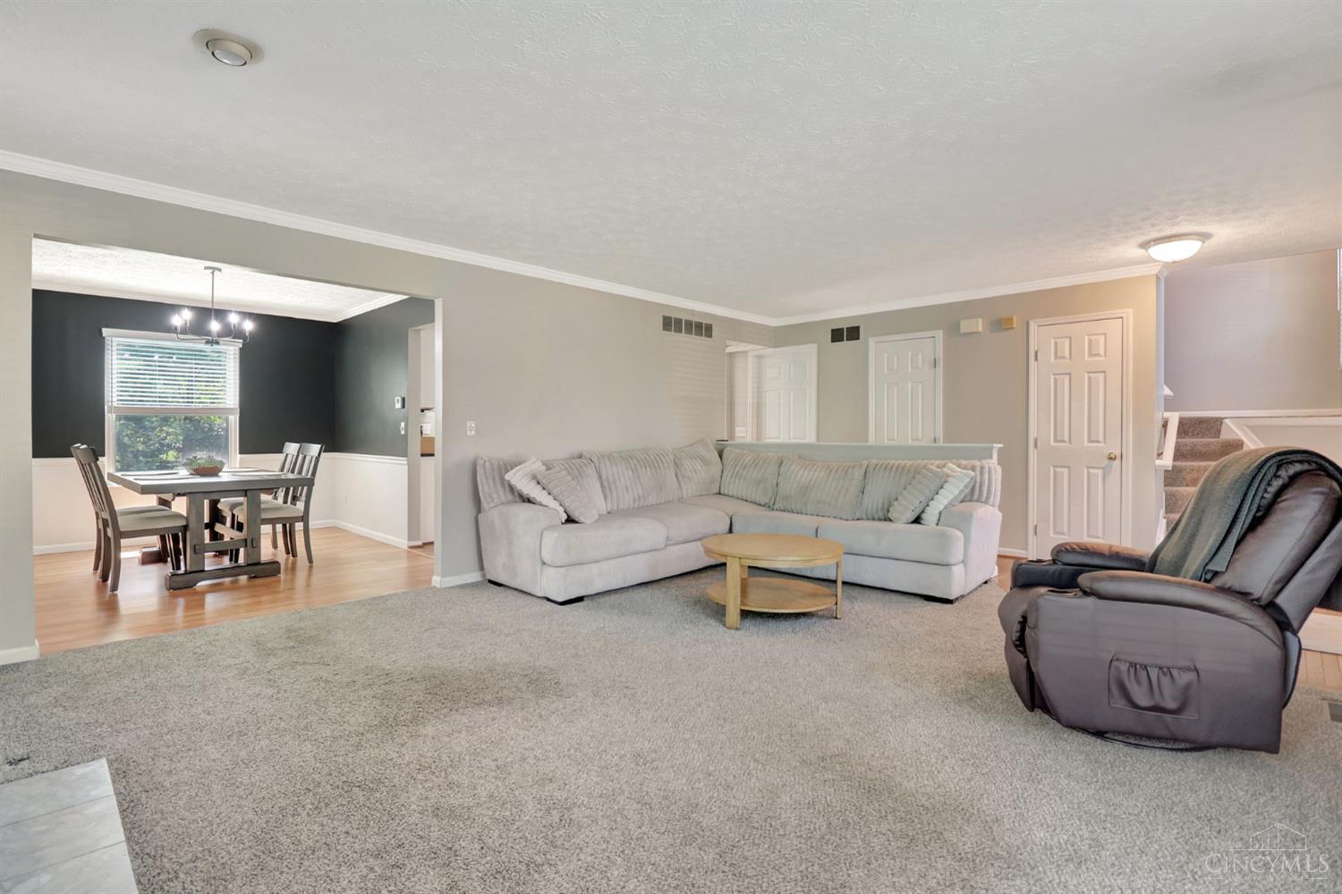 1243 Ben Avon Property Photo 6