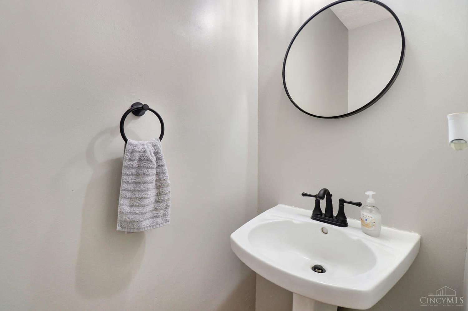 1243 Ben Avon Property Photo 15