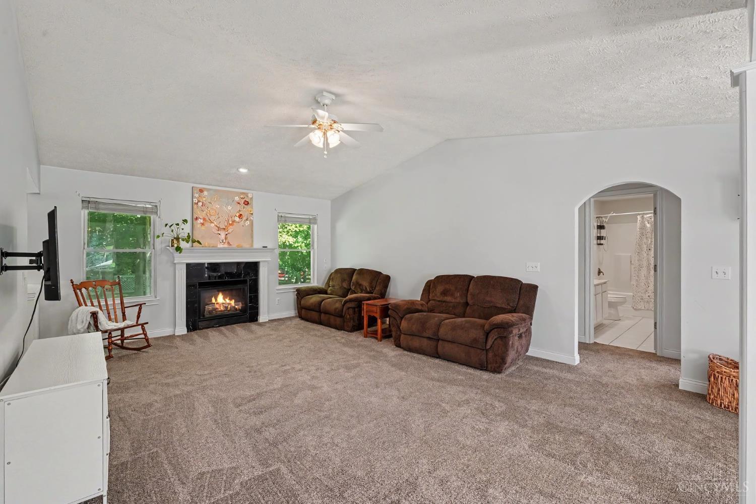 3476 Winter Holly Drive Property Photo 4