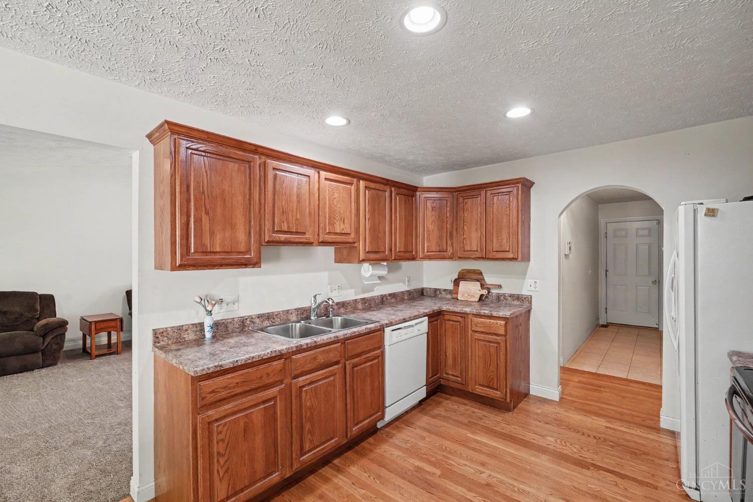 3476 Winter Holly Drive Property Photo 7