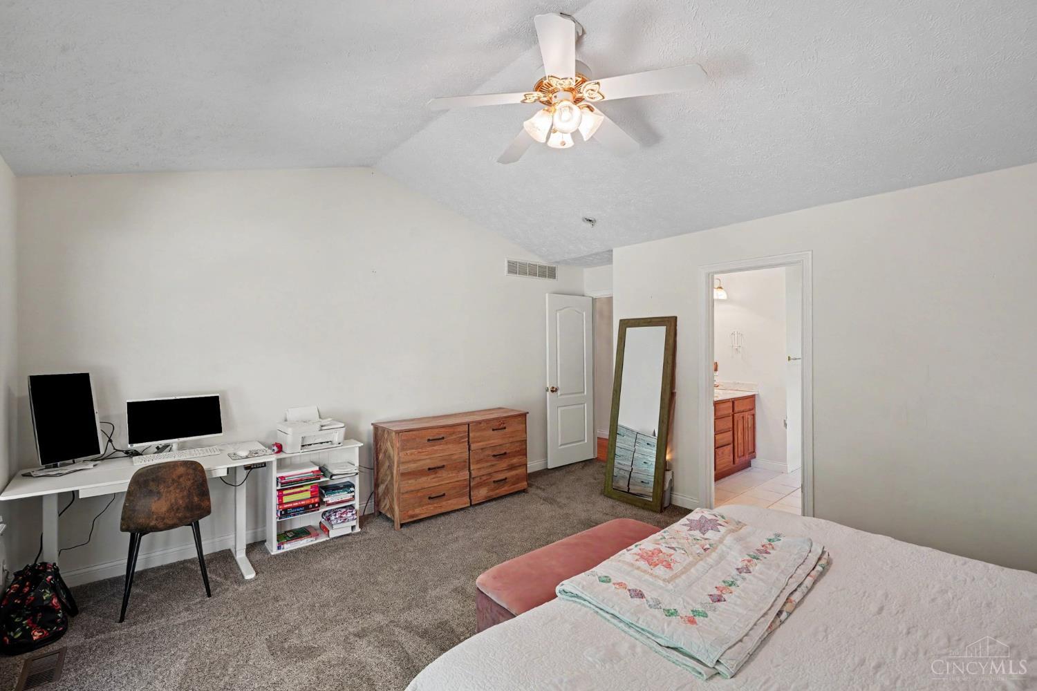 3476 Winter Holly Drive Property Photo 13