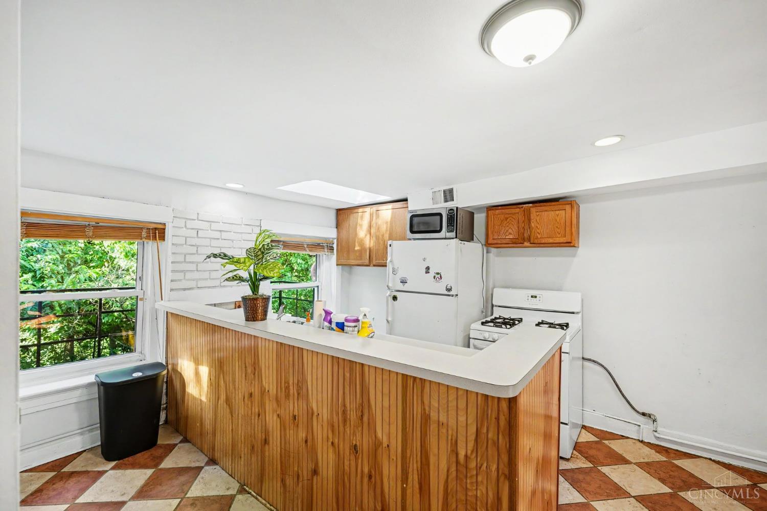 115 Parker Street Property Photo 2