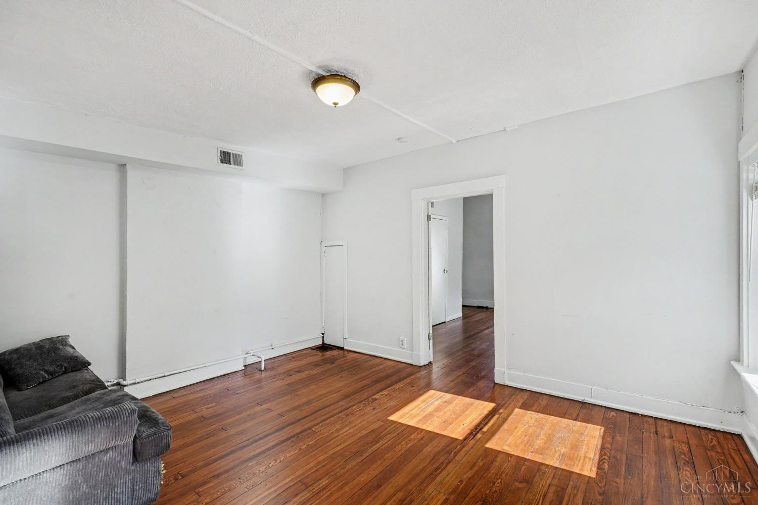 115 Parker Street Property Photo 6