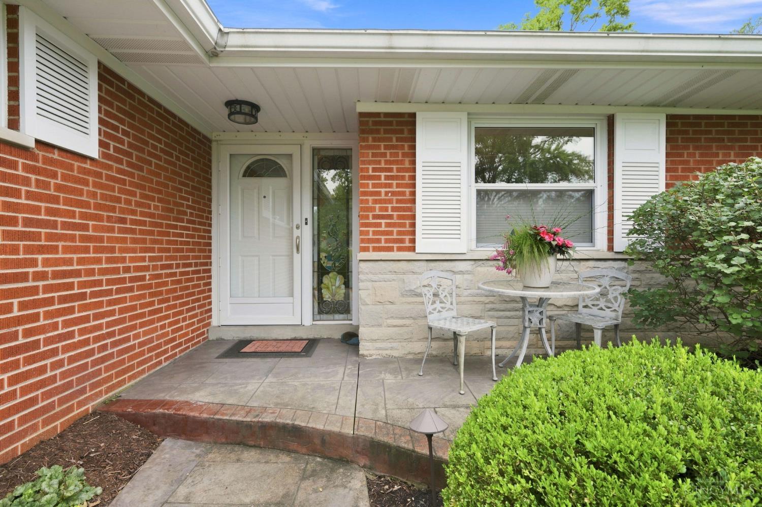 6643 Apache Circle Property Photo 2