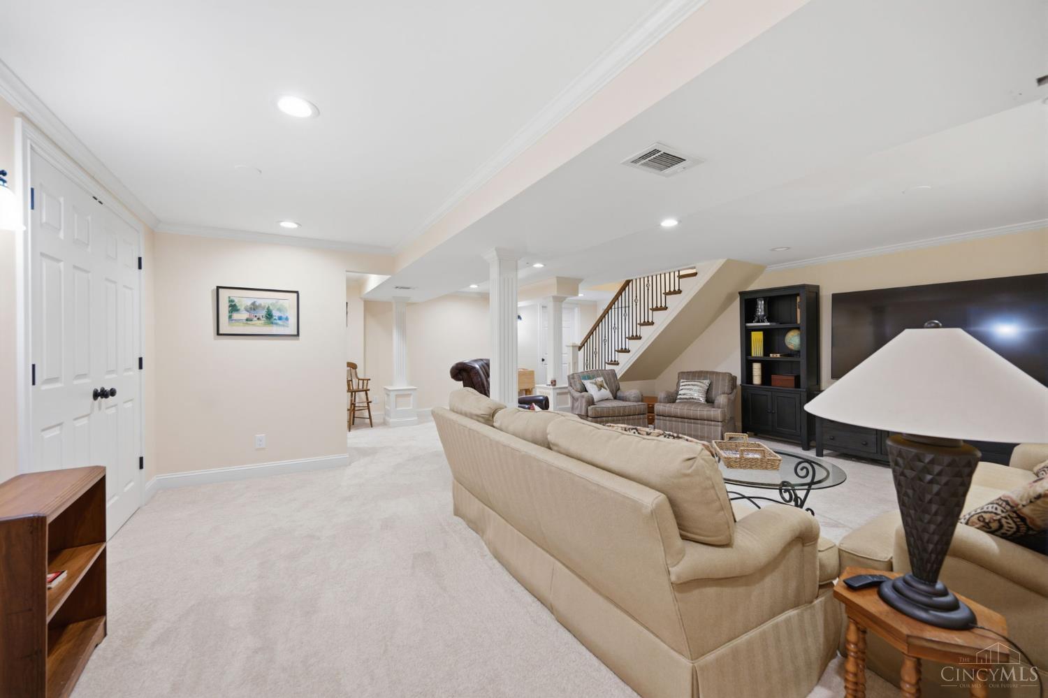 6643 Apache Circle Property Photo 32
