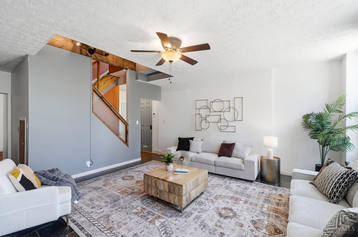 1810 Walker Street Property Photo 14