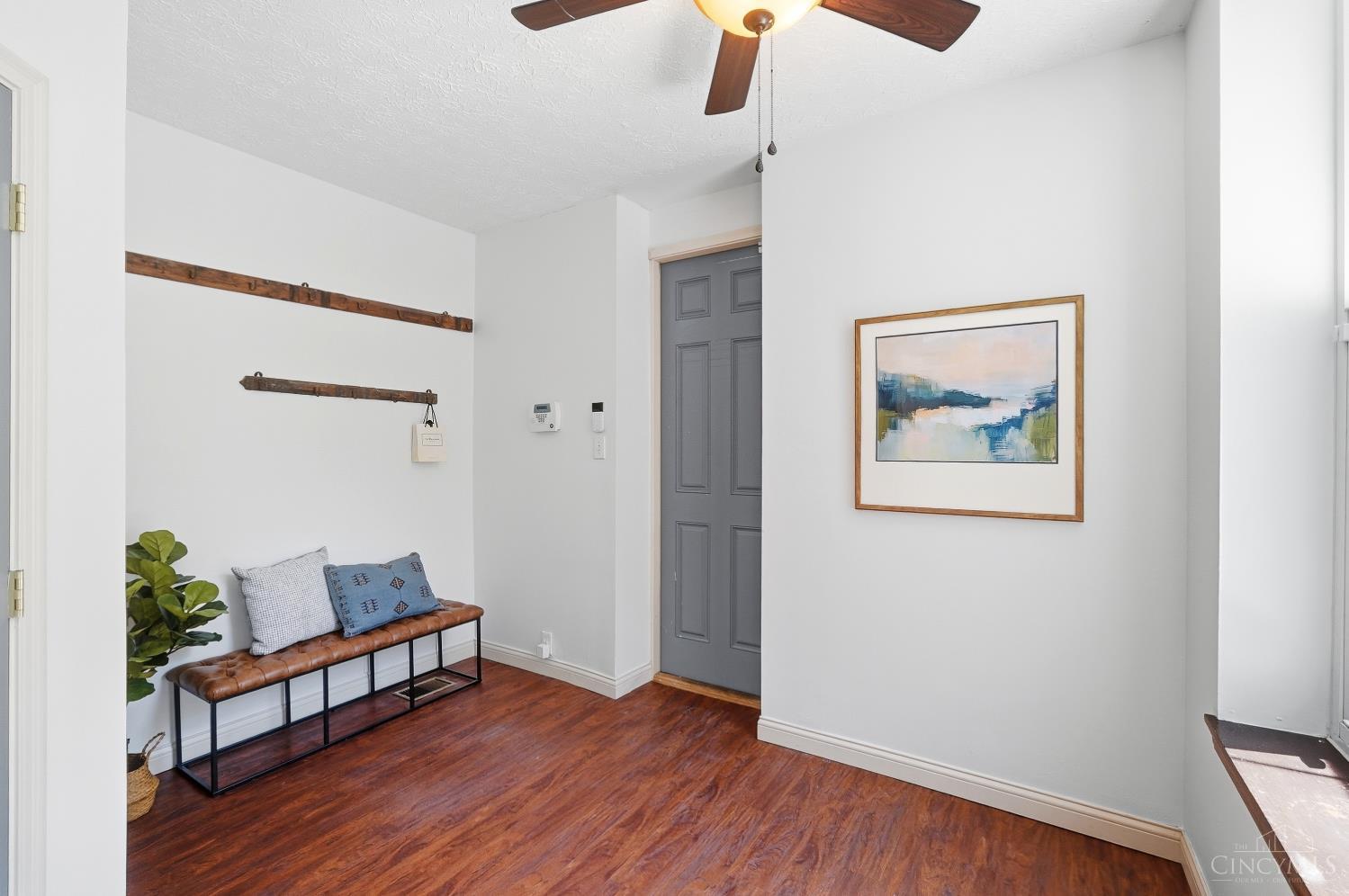 1810 Walker Street Property Photo 20