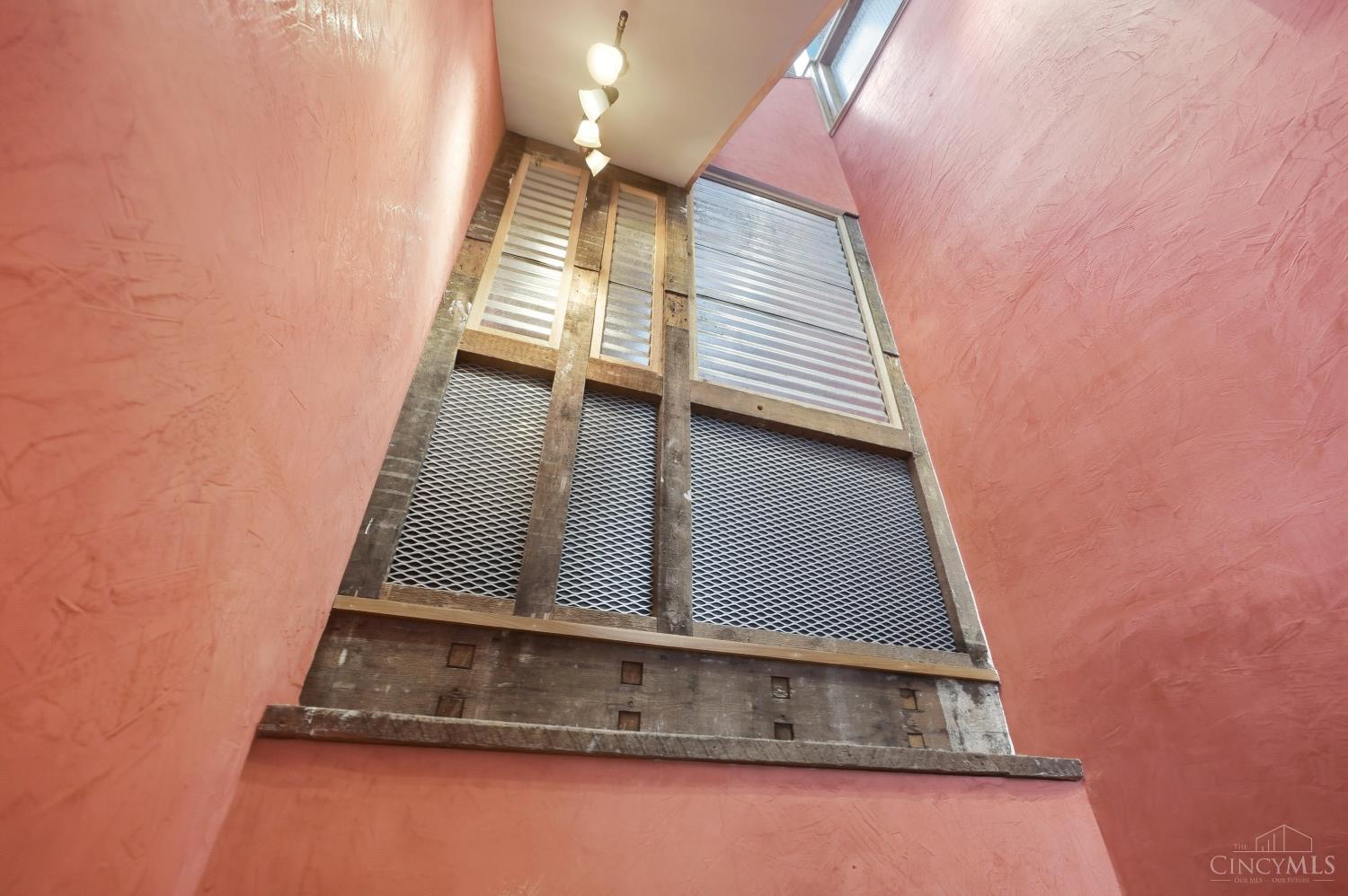1810 Walker Street Property Photo 26