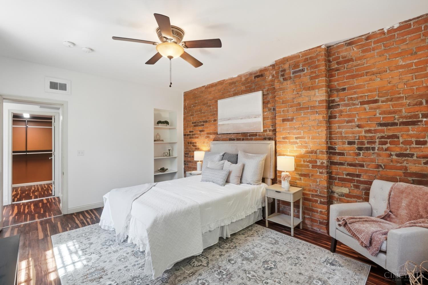 1810 Walker Street Property Photo 31